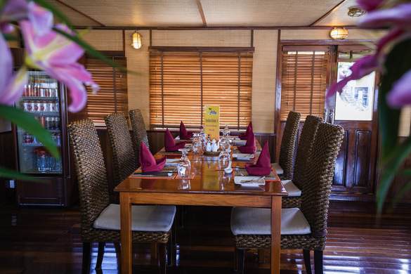 CroisiEurope, RV Indochine, Restaurant 1 - ©Mardy Suong.jpg